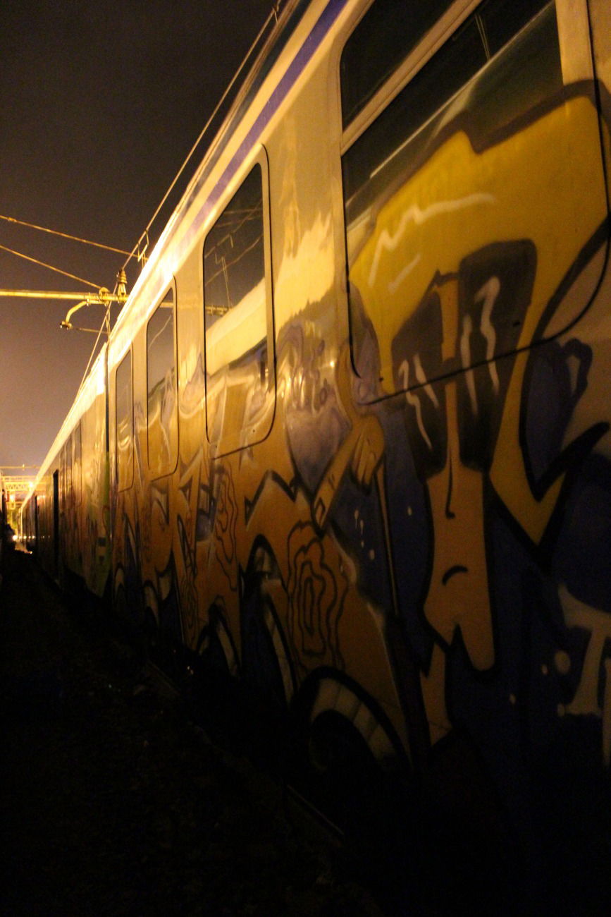Graffiti Train - Photo by spotter34 - moek