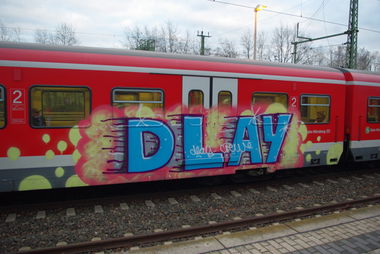 Graffiti Train in Nürnberg - Photo by spotterotter - dlay, crew, nürnberg