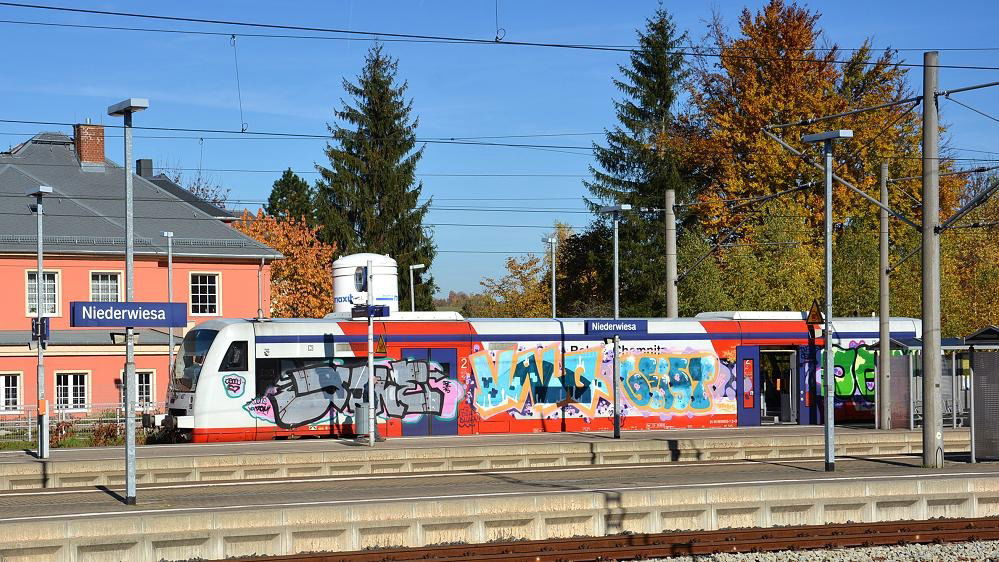 Graffiti Photo by starakurwa (2015)