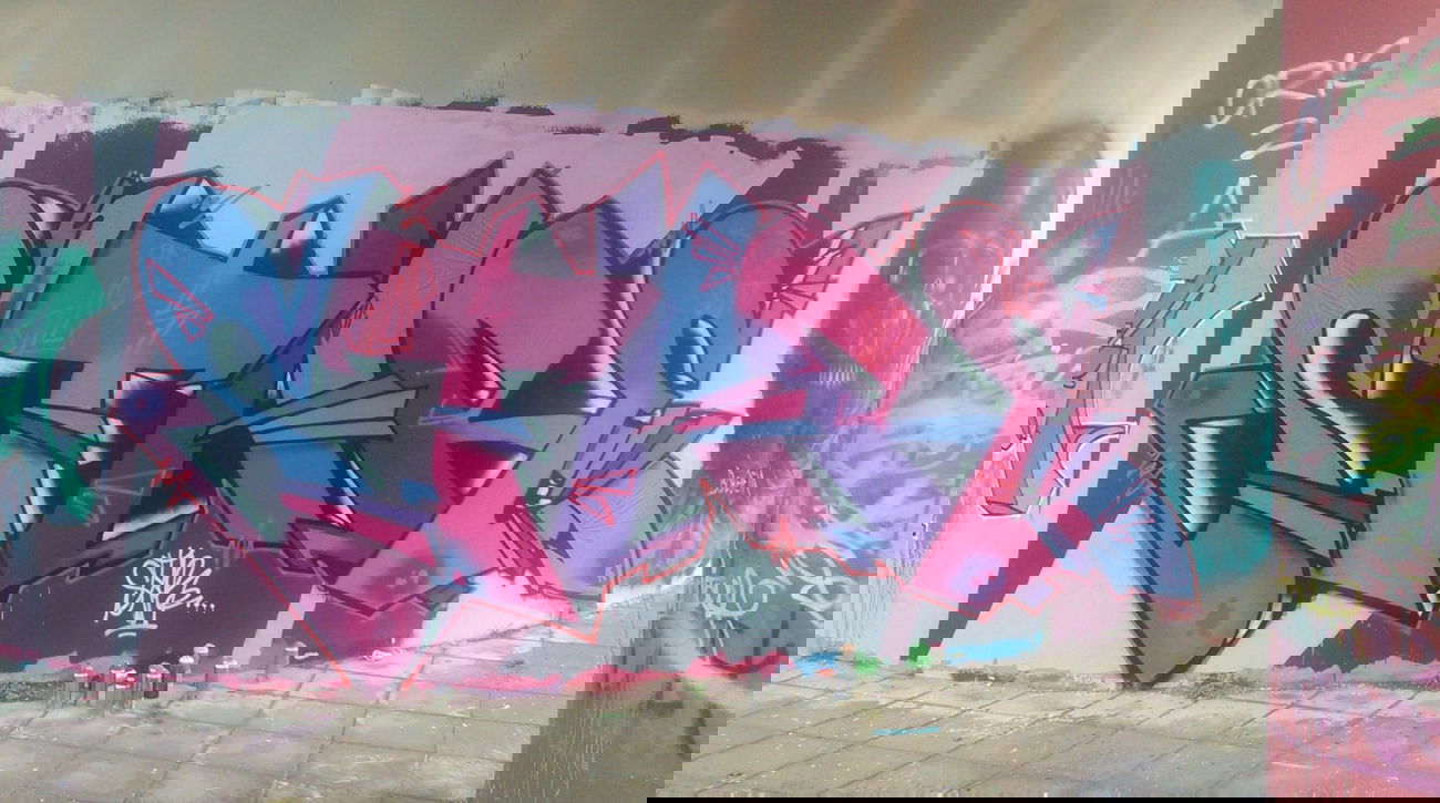 Graffiti Wall - Photo by stare - STARE (2014)