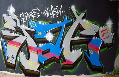 Graffiti Wall in Kalamata - Photo by stare (2013)