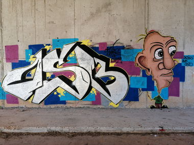 Graffiti Wall - Photo by stare - OSB*Stare*Los (2019)
