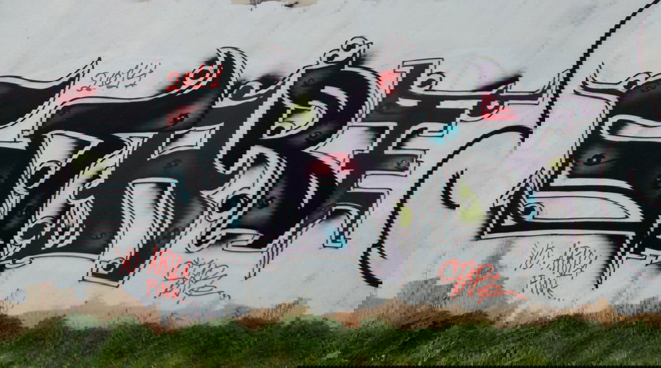 Graffiti Wall - Photo by stare - STARE (2014)