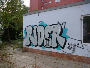 Graffiti Bombing - Photo by staubsauger - Rider, Berlin