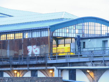 Graffiti Bombing - Photo by staubsauger - 75, monte, berlin