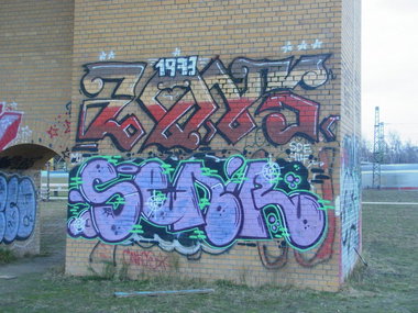 Graffiti Bombing - Photo by staubsauger - zonk, senir?, 1973