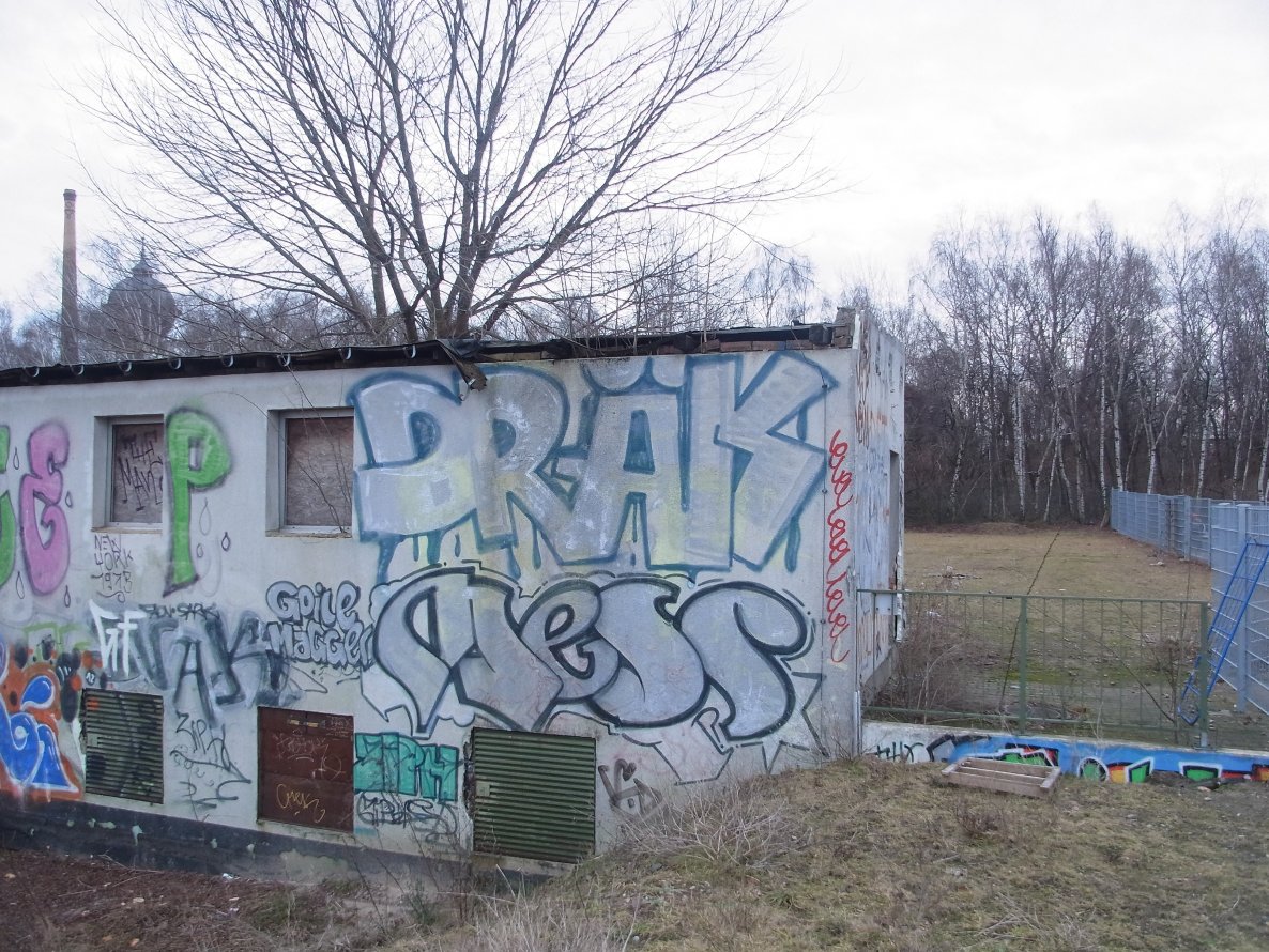 Graffiti Bombing - Photo by staubsauger - Dräk, Mess, berlin