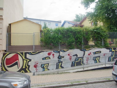 Graffiti Bombing - Photo by staubsauger - Antifa, AFA, Rostock