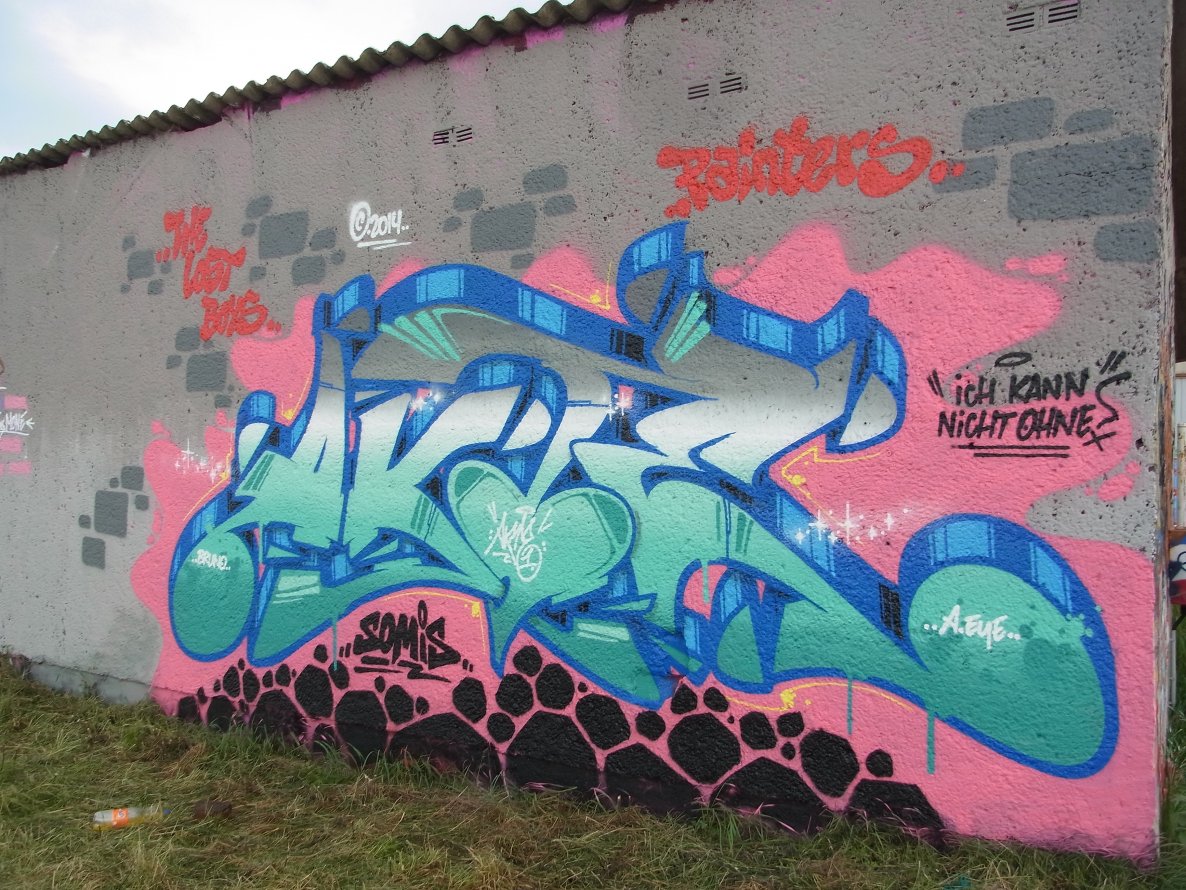 Graffiti Wall - Photo by staubsauger - akte, tlb, greifswald