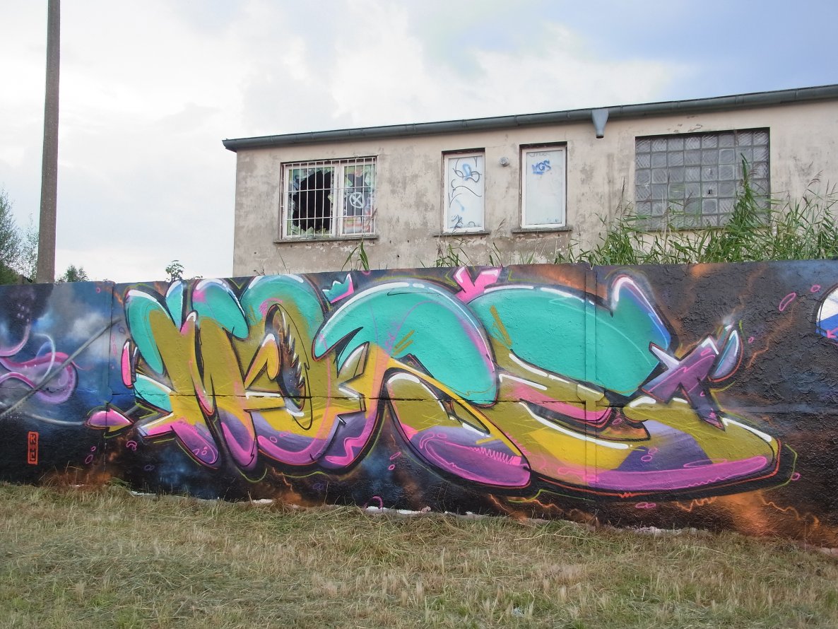 Graffiti Wall - Photo by staubsauger - More, Greifswald