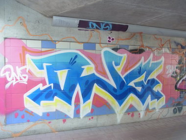 Graffiti Bombing - Photo by staubsauger - ong, greifswald