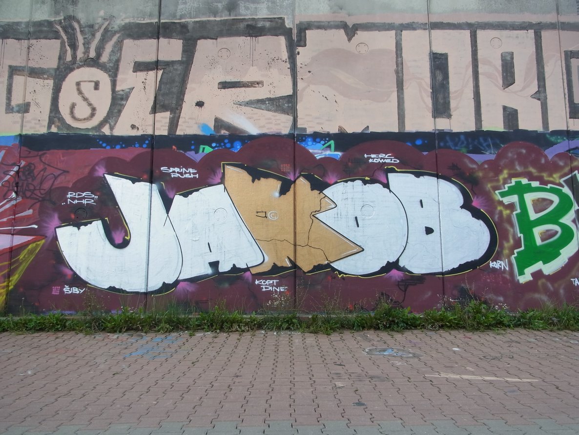 Graffiti Wall - Photo by staubsauger - jakob, prag