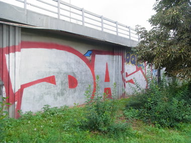 Graffiti Bombing - Photo by staubsauger - das, Prag