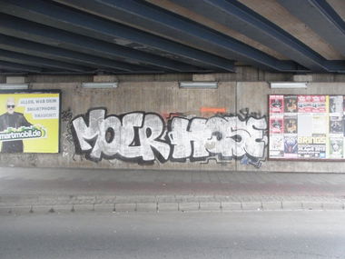 Graffiti Bombing - Photo by staubsauger - Moer, Hose, Düsseldorf