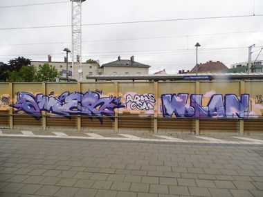 Graffiti Bombing - Photo by staubsauger - Amer, Wlan, Augsburg