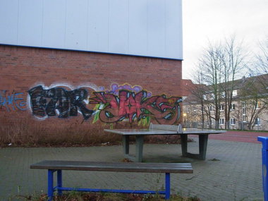 Graffiti Bombing - Photo by staubsauger - FAR, VOK, Rostock