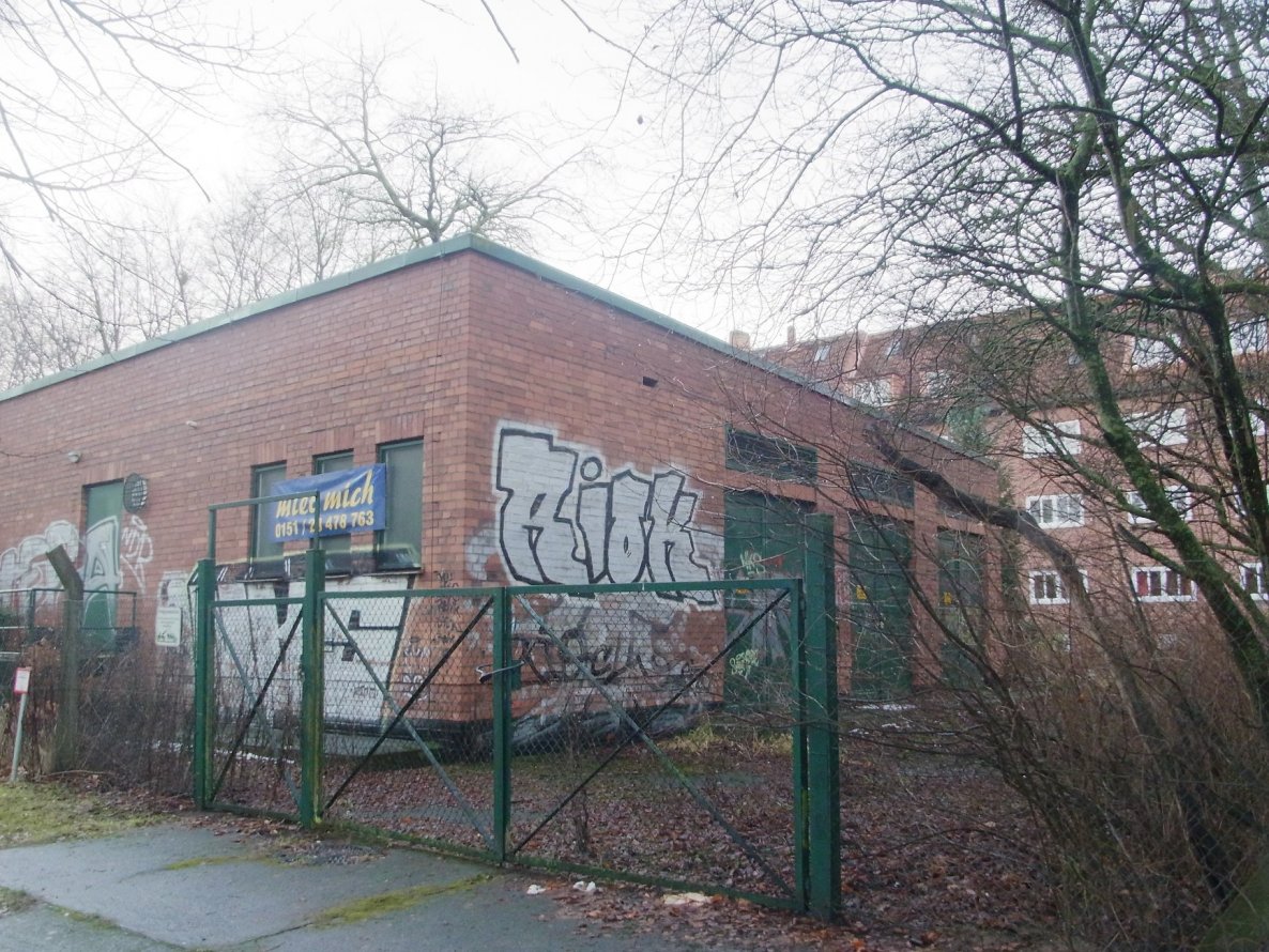 Graffiti Bombing - Photo by staubsauger - Riok, Rostock