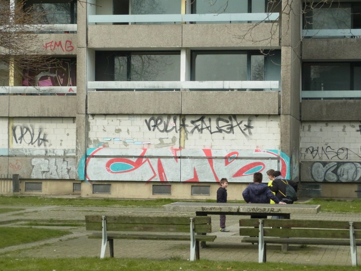 Graffiti Bombing - Photo by staubsauger - CMB, Dortmund