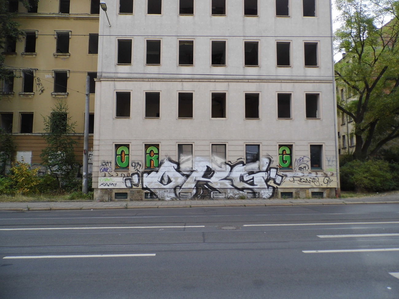 Graffiti Bombing - Photo by staubsauger - ORG, Leipzig
