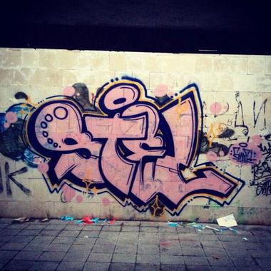 Graffiti Bombing - Photo by steloner (2013)