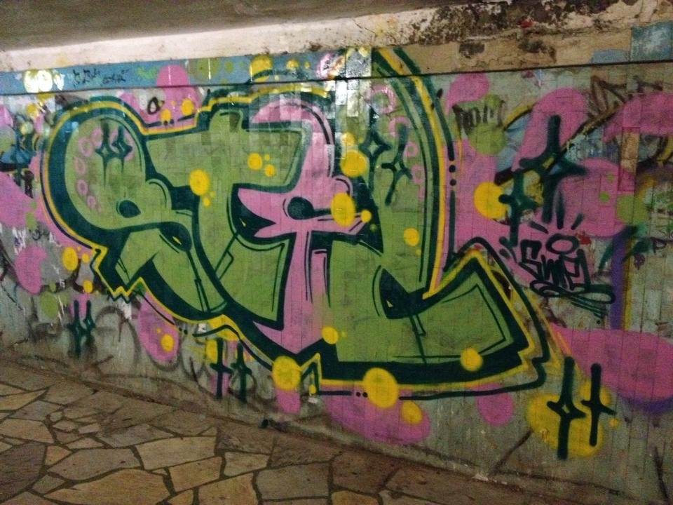 Graffiti Wall - Photo by steloner (2013)