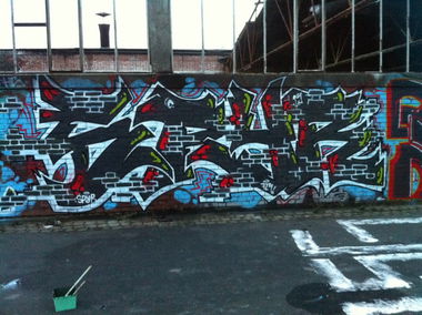 Graffiti Wall in bonn - Photo by stencilartist - spyr