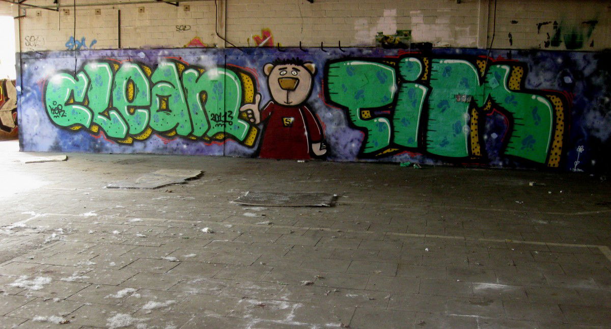 Graffiti in bonn - Photo by stencilartist - clean, inf, tim