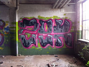 Graffiti Wall in Germany - Photo by stencilartist - zek