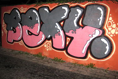 Graffiti Wall - Photo by stencilartist - bexy, bexa, oh