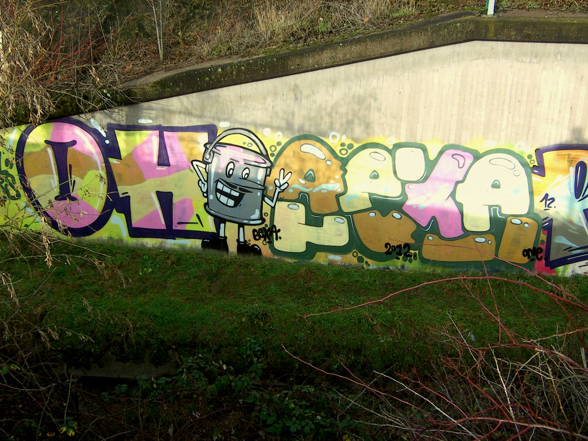 Graffiti Wall - Photo by stencilartist - oh, bexa, bonn