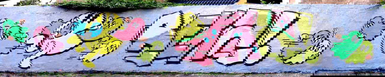Graffiti Wall - Photo by stencilartist - bexa, pacman