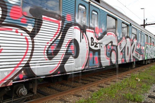 Graffiti Wall - Photo by stind