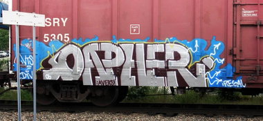 Graffiti Wall - Photo by stind