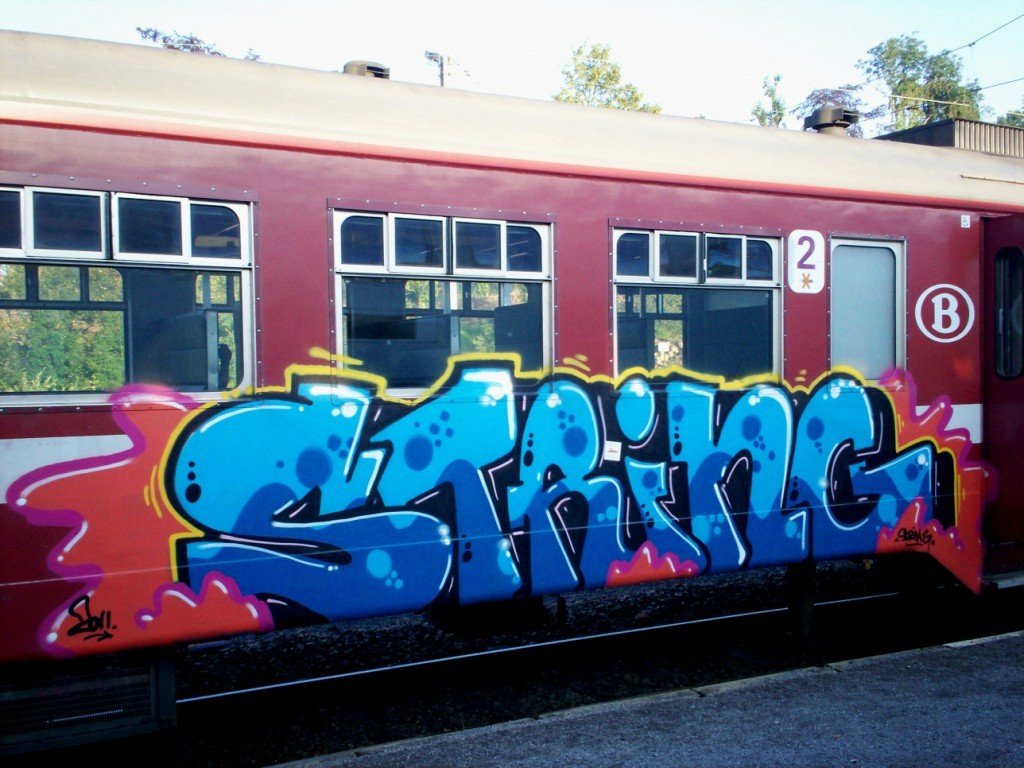Graffiti Wall - Photo by stind
