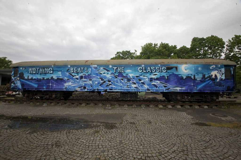 Graffiti Train - Photo by strasbourgraffiti - molotow, train