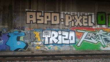 Graffiti Bombing - Photo by strasbourgraffiti