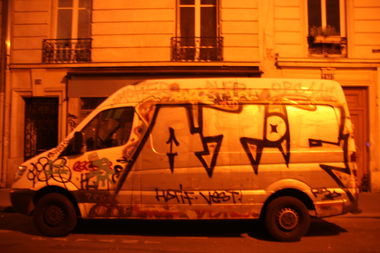Graffiti Bombing - Photo by strasbourgraffiti