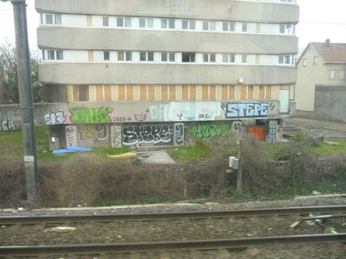 Graffiti Bombing - Photo by strasbourgraffiti