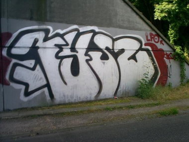 Graffiti Bombing - Photo by strasbourgraffiti