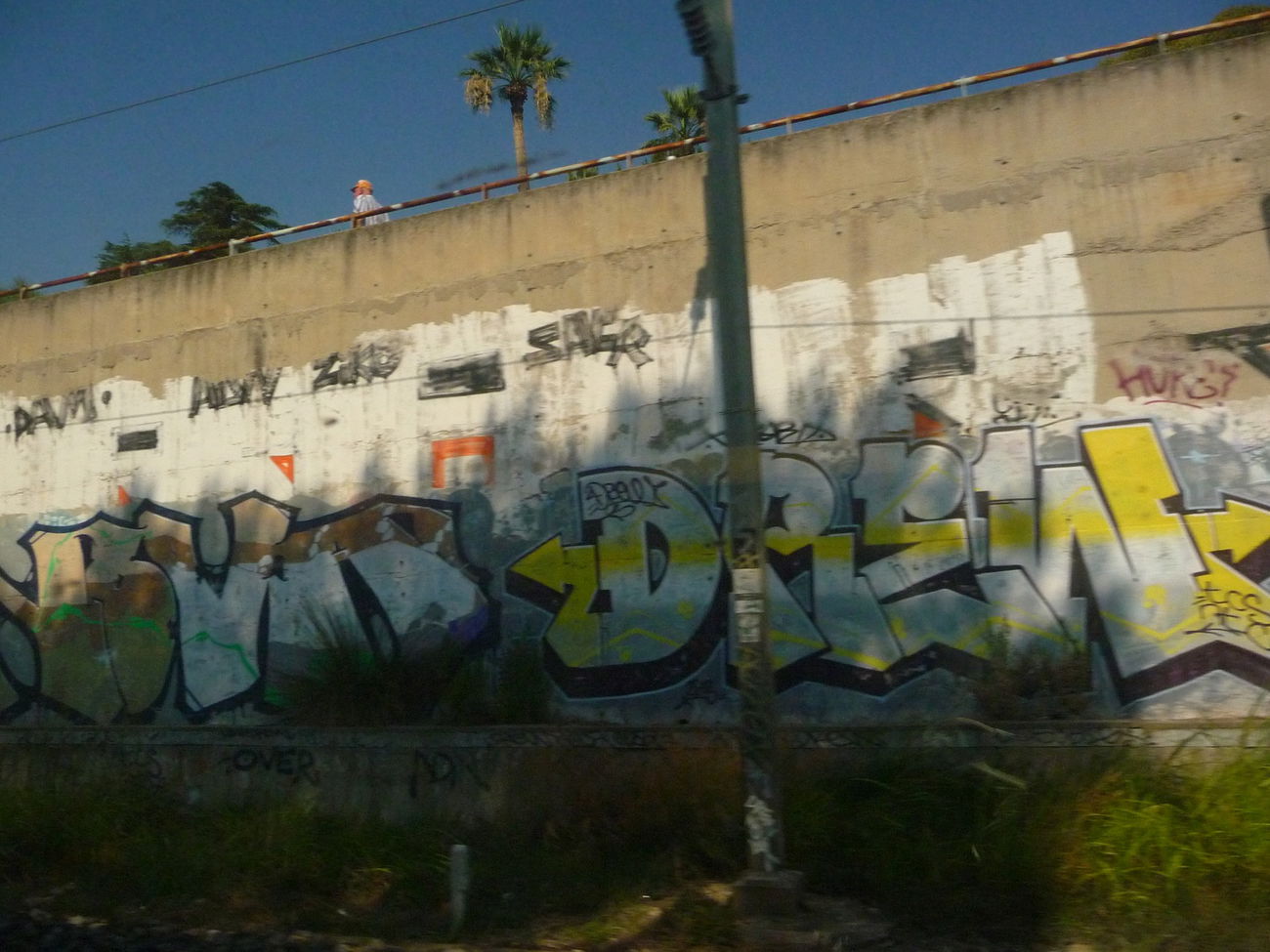 Graffiti Bombing - Photo by strasbourgraffiti