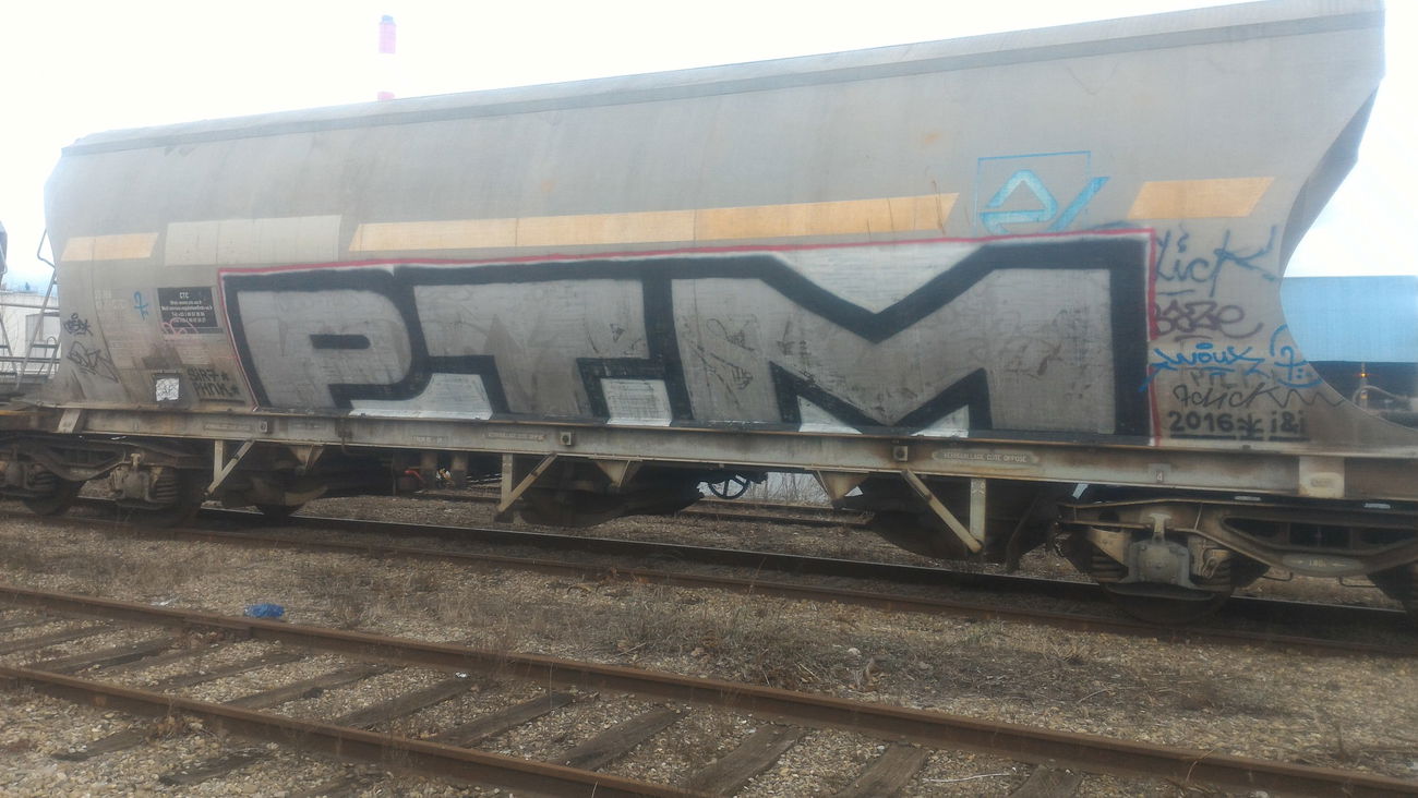 Graffiti Train - Photo by strasbourgraffiti