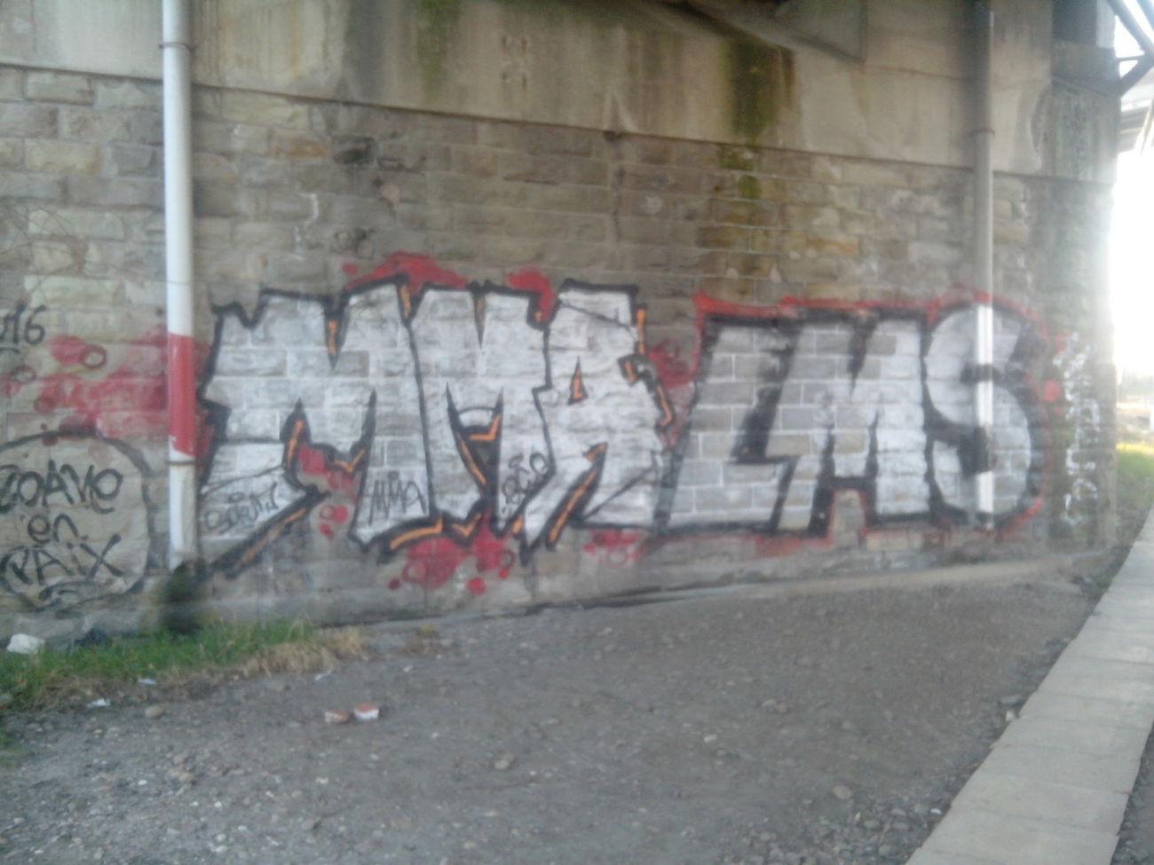 Graffiti Bombing - Photo by strasbourgraffiti