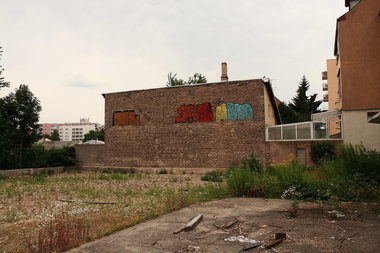 Graffiti Bombing - Photo by strasbourgraffiti - Strasbourg, France