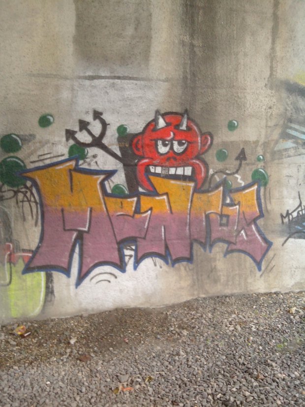 Graffiti Bombing in Strasbourg - Photo by strasbourgraffiti - Mentos, graffiti, bombing