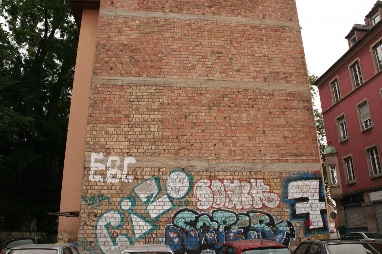 Graffiti Wall - Photo by strasbourgraffiti