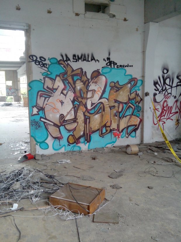Graffiti Wall in Schiltigheim - Photo by strasbourgraffiti - Wise, graffiti, strasbourg (2013)
