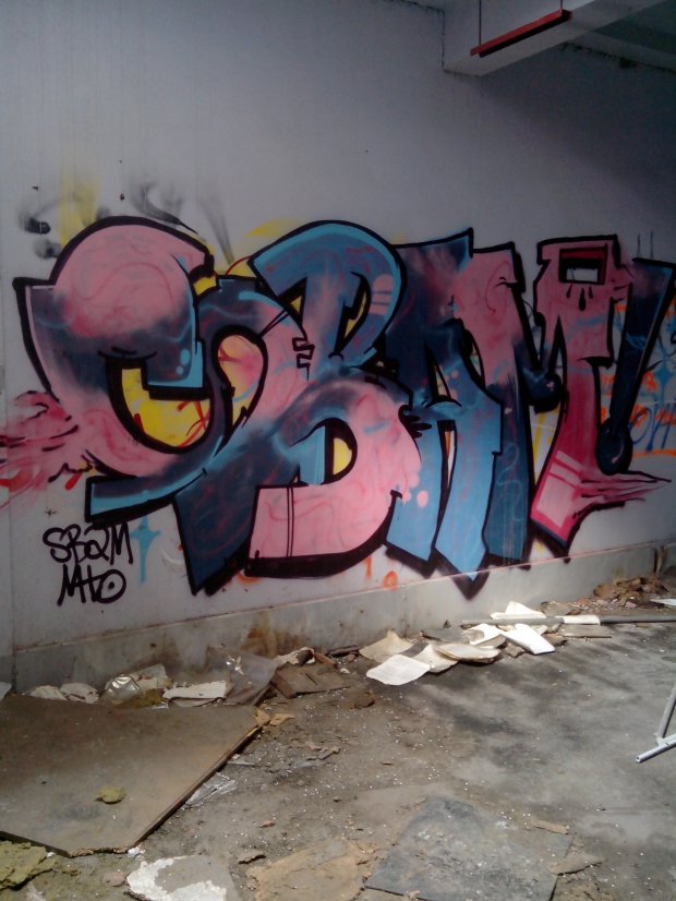 Graffiti Wall in Schiltigheim - Photo by strasbourgraffiti - Sbam, mto, strasbourg (2013)