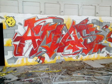 Graffiti Wall - Photo by strasbourgraffiti - Amos, graffiti, lego (2013)