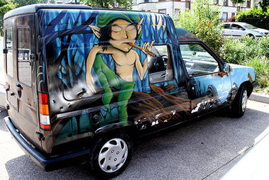 Graffiti Artwork - Photo by strasbourgraffiti - myze, streetart, cars
