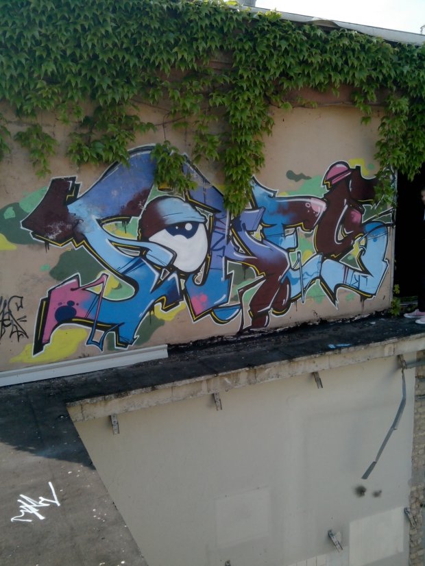Graffiti Wall in Schiltigheim - Photo by strasbourgraffiti - Jones, graffiti, art (2014)
